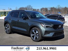 2026 Volvo XC40 B5 Core AWD SUV