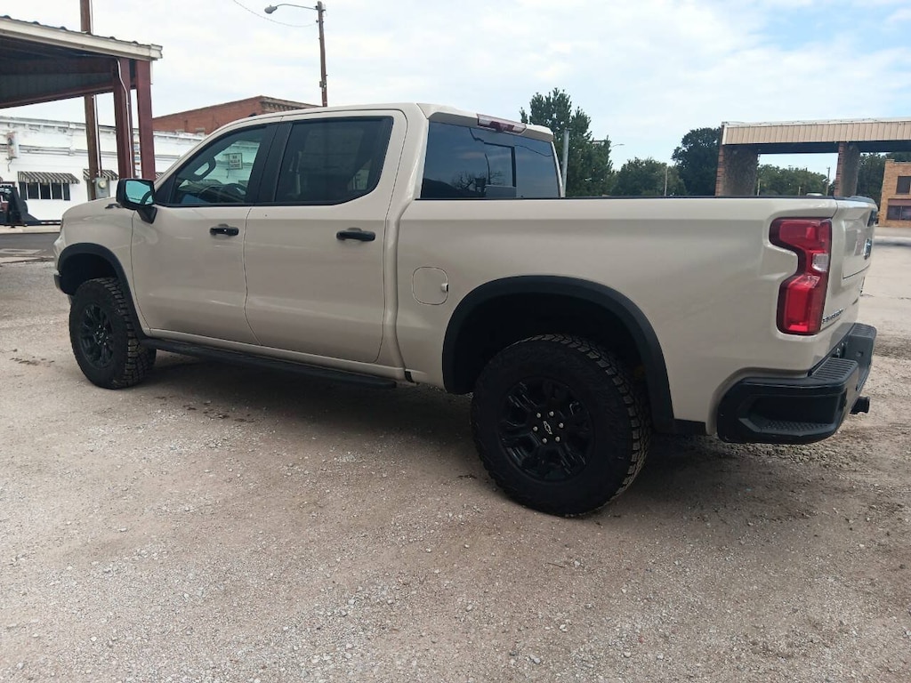 New 2026 Chevrolet Silverado 1500 ZR2 4WD Crew Cab 147 ZR2