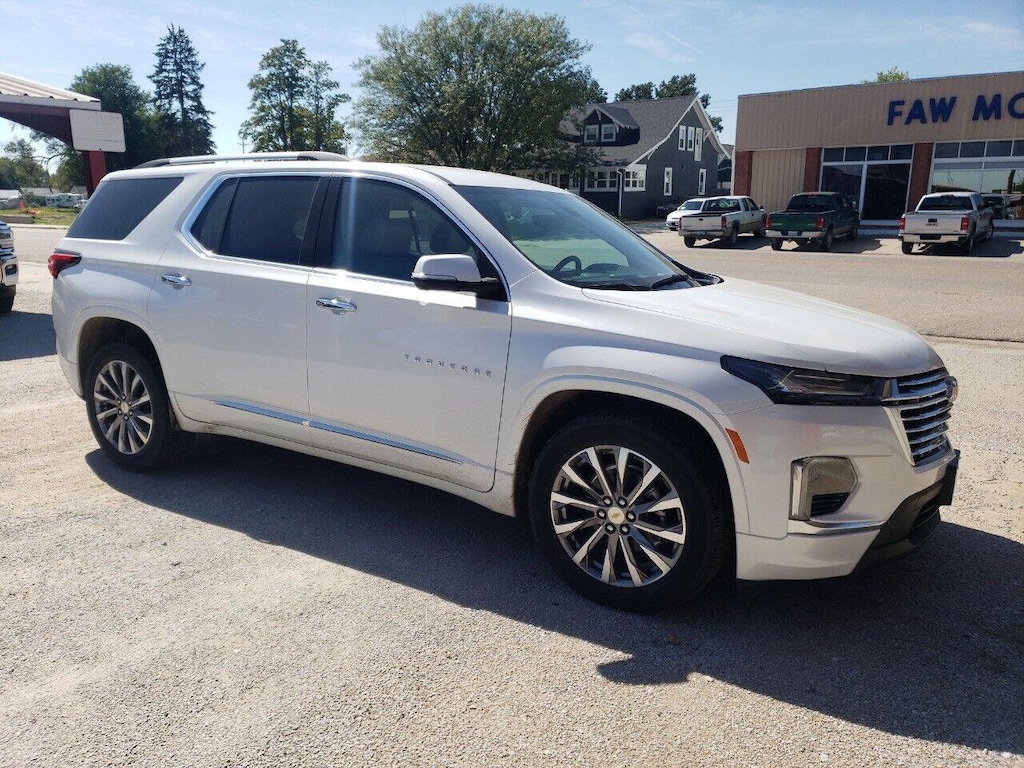 Used 2023 Chevrolet Traverse Premier AWD Premier