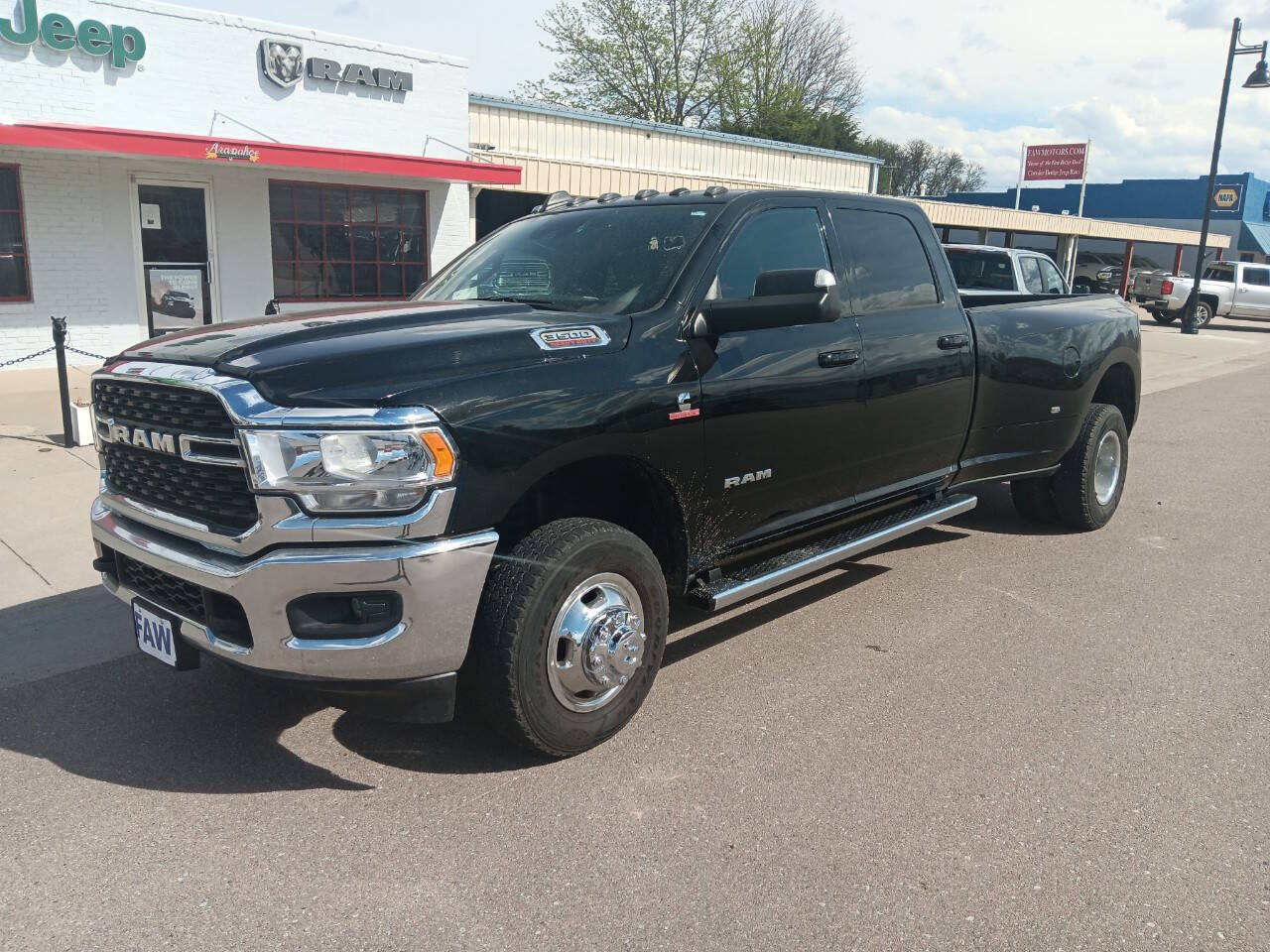 Used 2022 RAM Ram 3500 Pickup Big Horn with VIN 3C63RRHL3NG100075 for sale in Arapahoe, NE