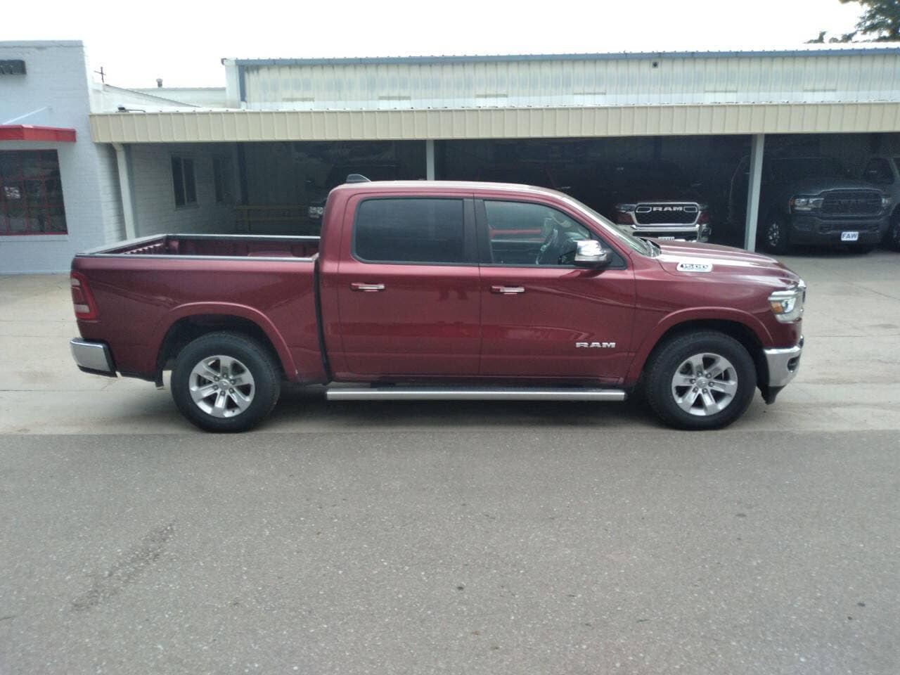 Used 2021 RAM Ram 1500 Pickup Laramie with VIN 1C6SRFJT0MN638288 for sale in Arapahoe, NE