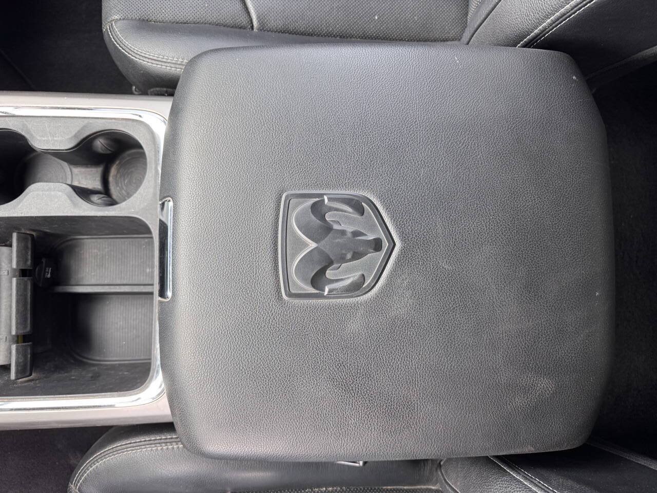 2017 RAM Ram 1500 Pickup Laramie - Photo 32