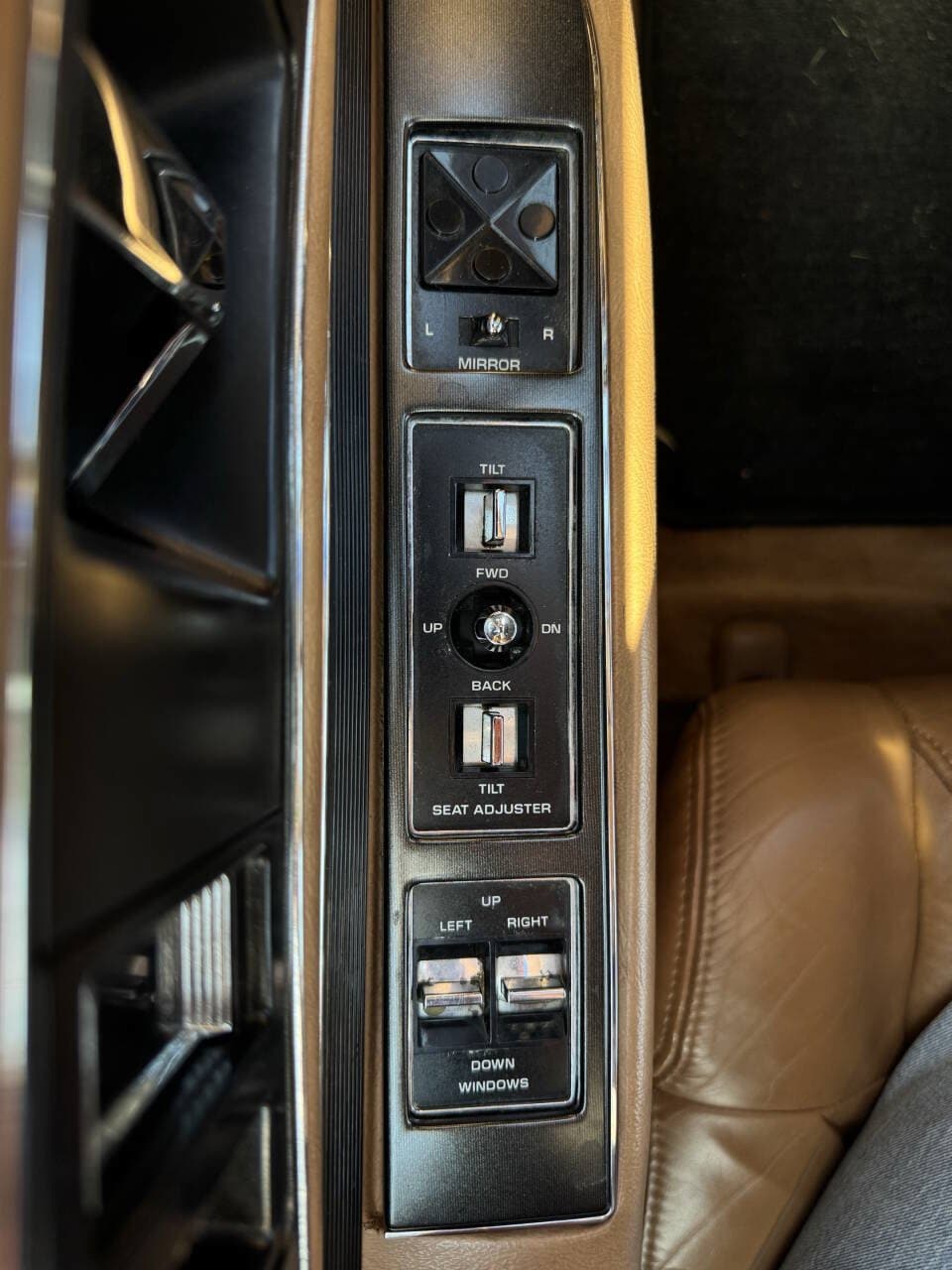 1991 Buick Reatta - Photo 17