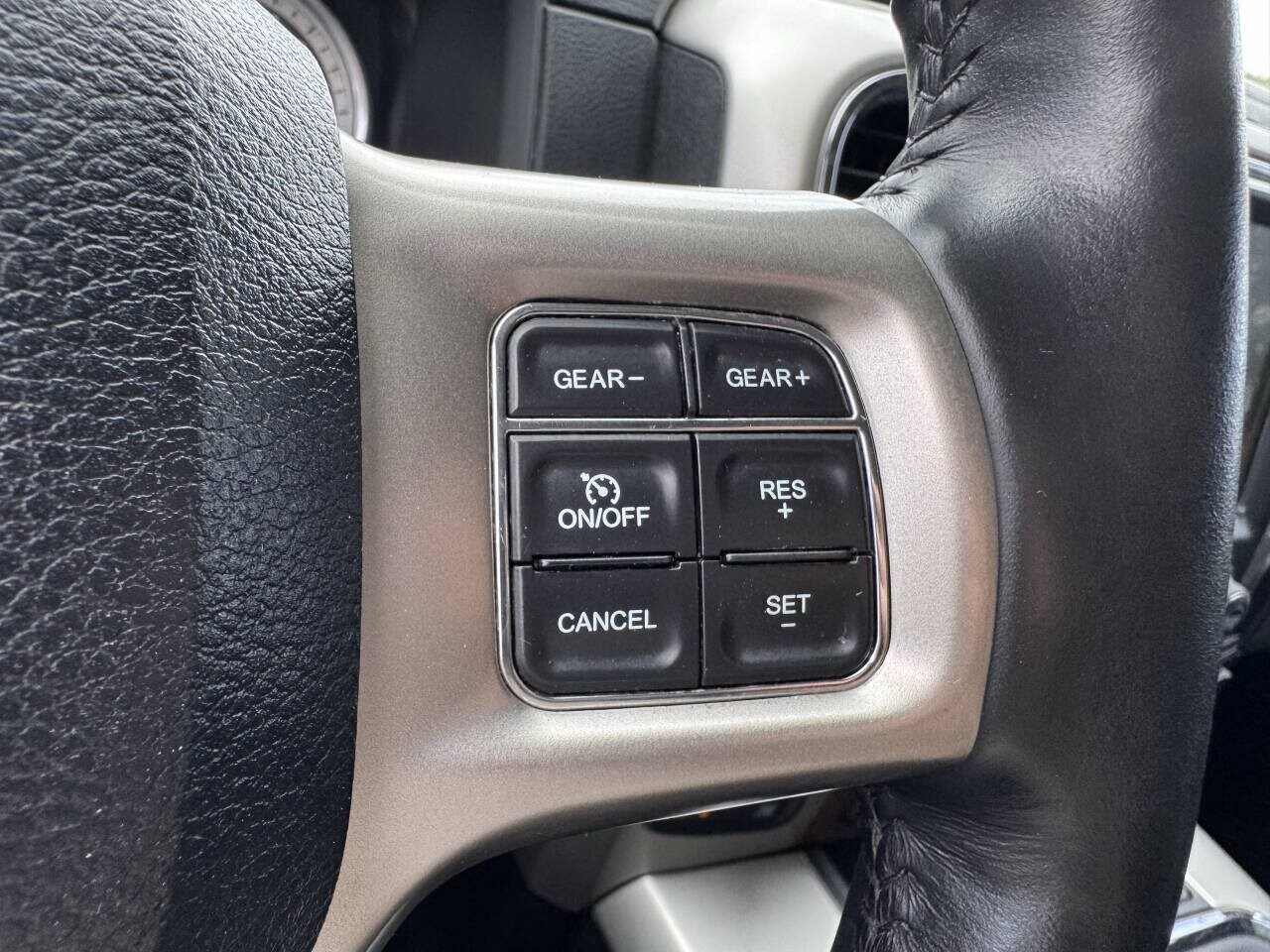 2017 RAM Ram 1500 Pickup Laramie - Photo 19