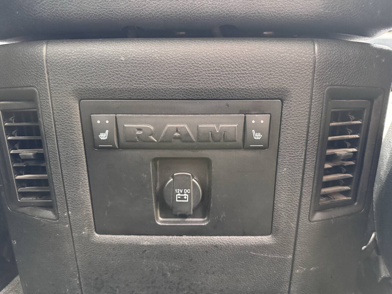 2017 RAM Ram 1500 Pickup Laramie - Photo 41