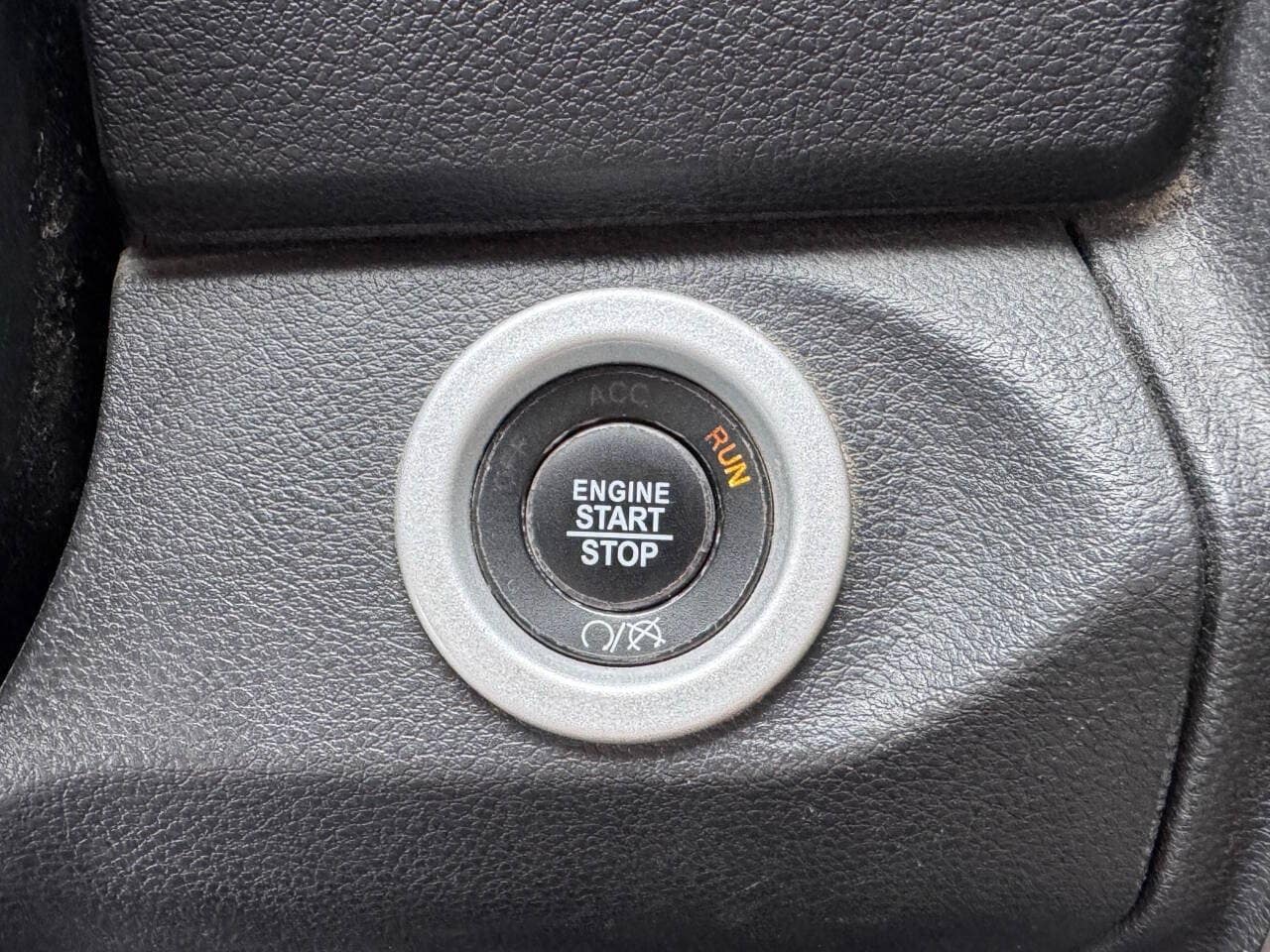 2017 RAM Ram 1500 Pickup Laramie - Photo 23