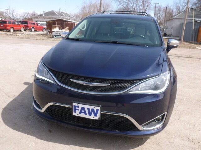 Used 2020 Chrysler Pacifica Limited with VIN 2C4RC1GGXLR104660 for sale in Arapahoe, NE