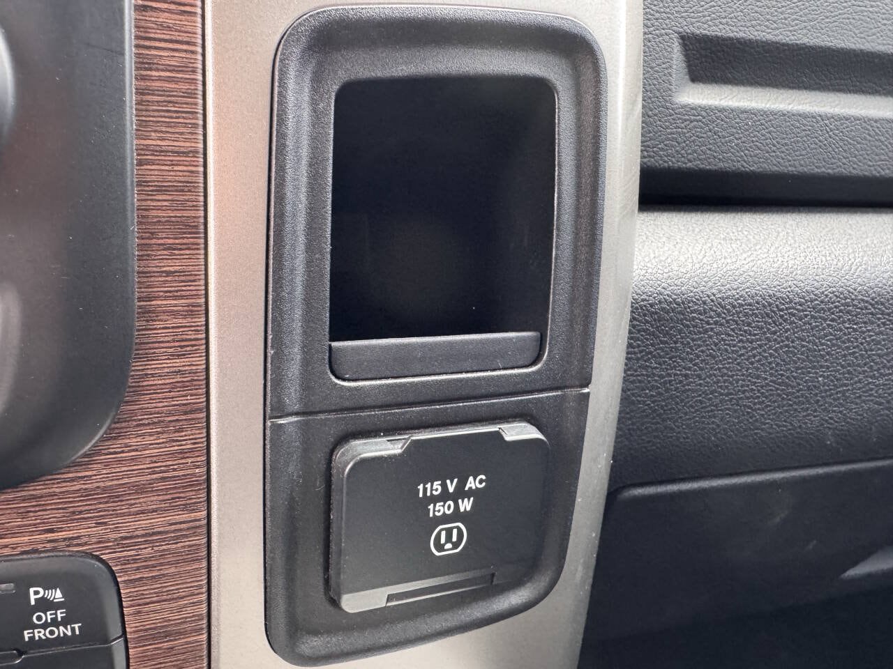 2017 RAM Ram 1500 Pickup Laramie - Photo 26