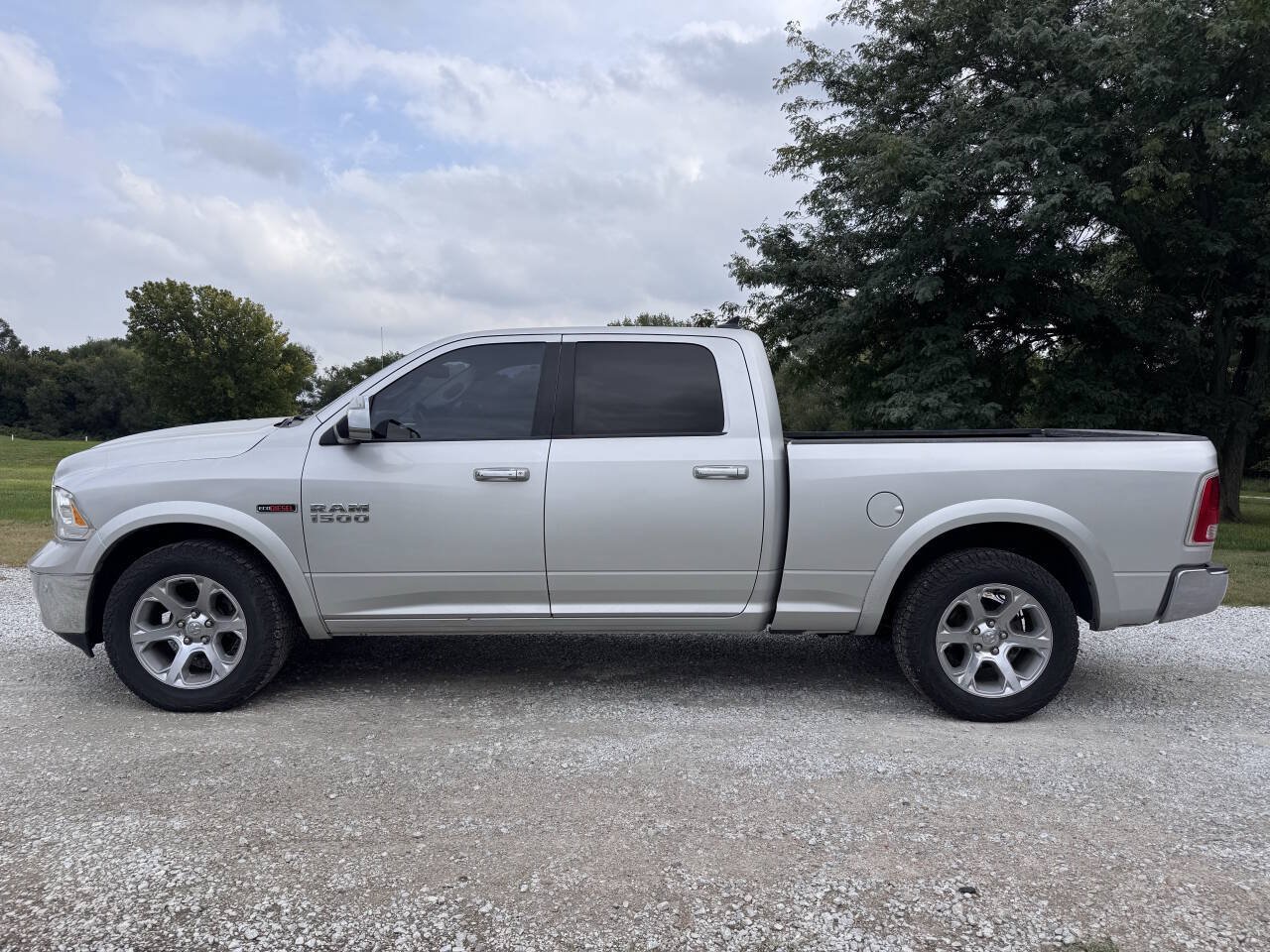 Used 2017 Ram 1500 Laramie Laramie 4x4 Crew Cab 64 Box