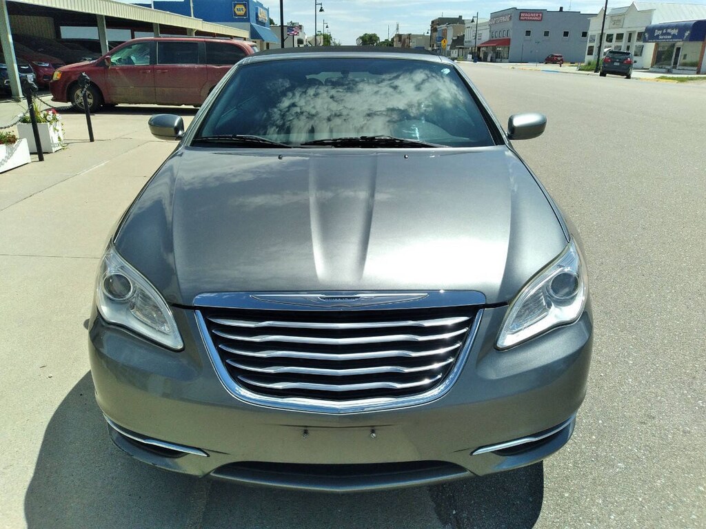 Used 2011 Chrysler 200 Touring Convertible