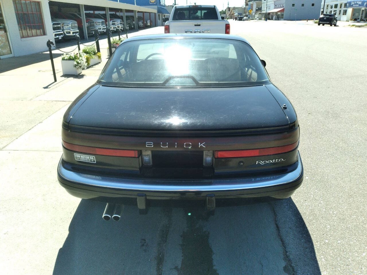 1991 Buick Reatta - Photo 6