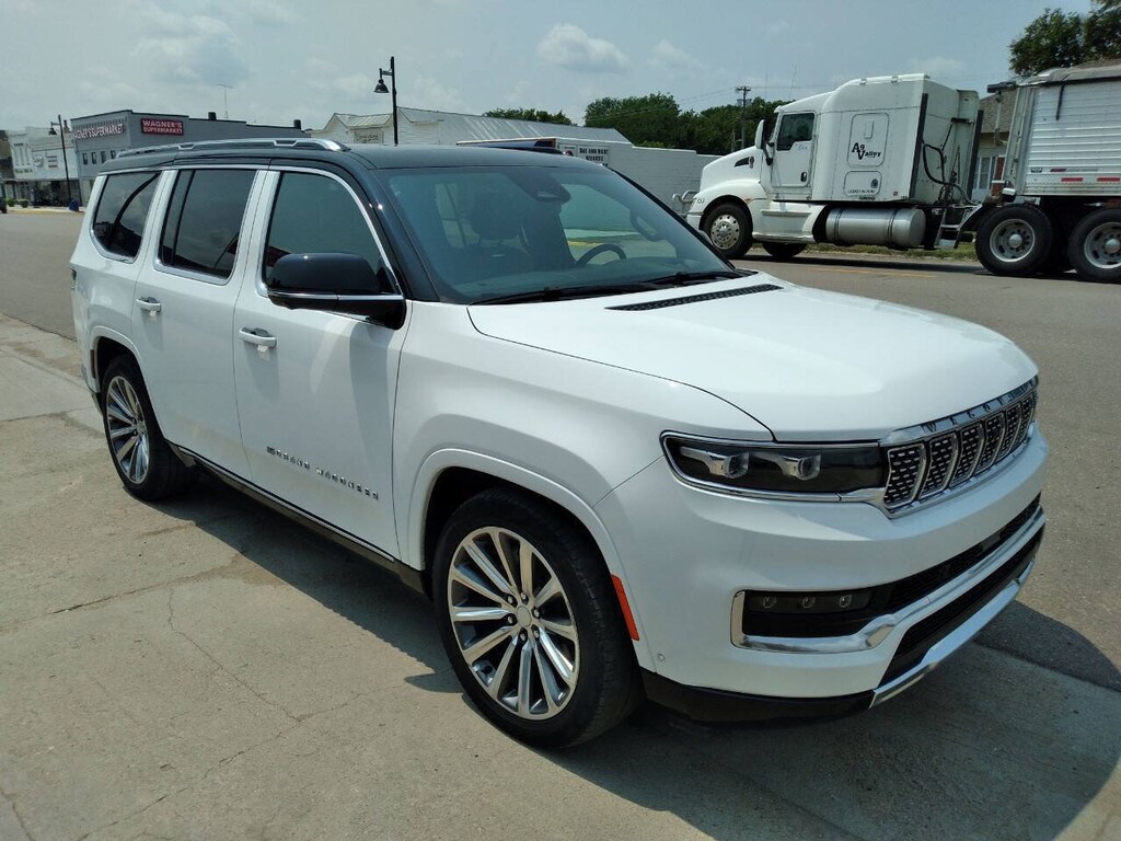 Used 2023 Jeep Grand Wagoneer Series II Series II 4x4