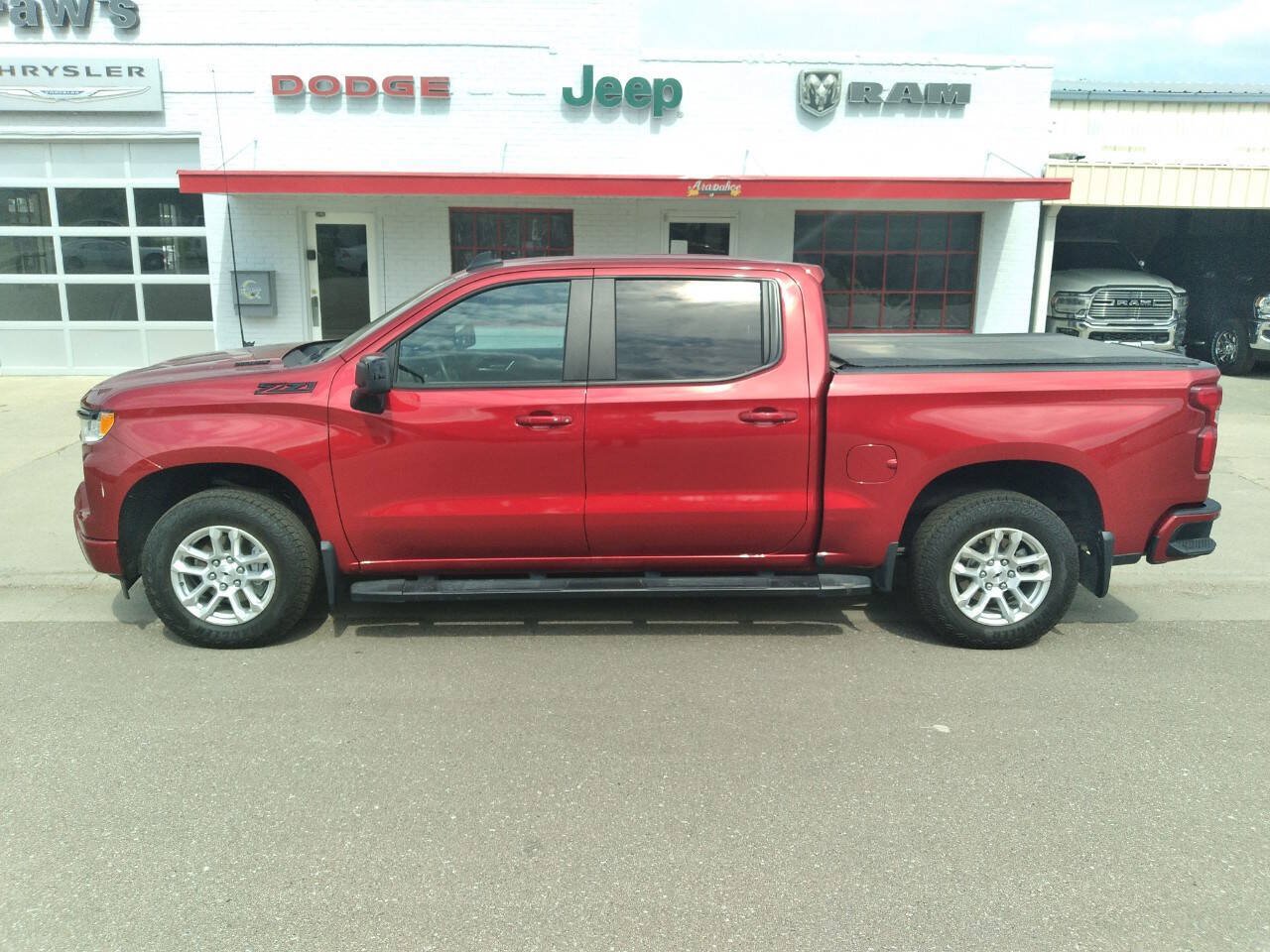 Used 2024 Chevrolet Silverado 1500 RST 4WD Crew Cab 147 RST