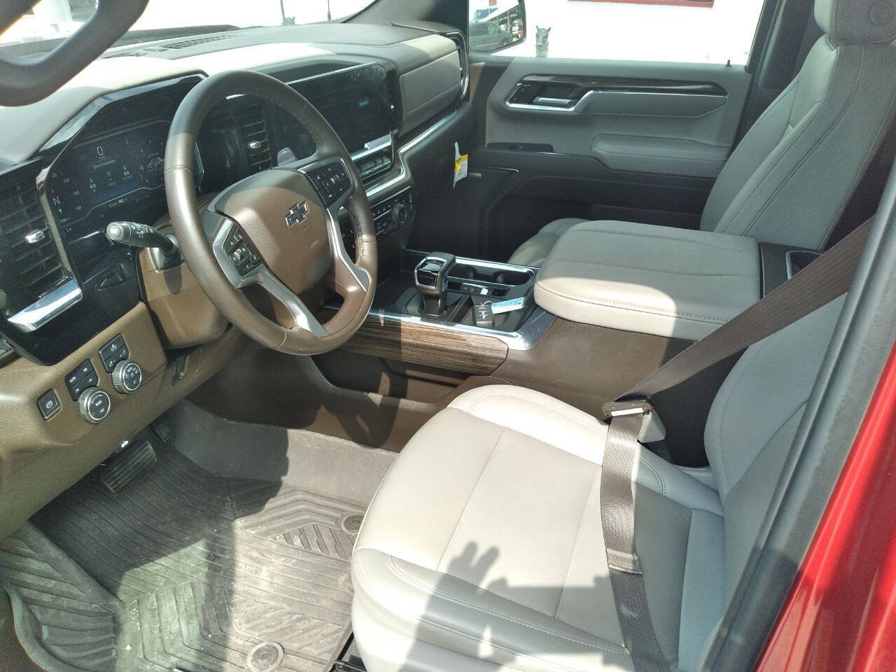 2024 Chevrolet Silverado 1500 RST - Photo 9