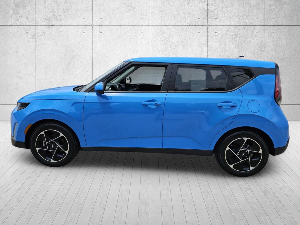 Used 2023 Kia Soul EX Hatchback