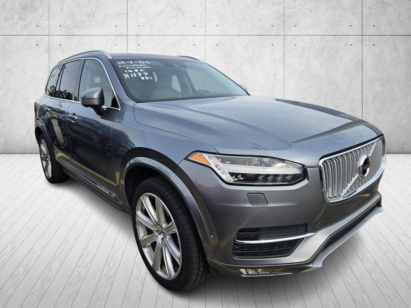 2017 Volvo XC90 T6 AWD Inscription photo 3