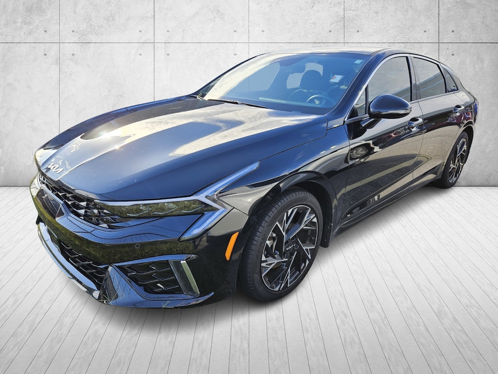 2025 Kia K5 GT-Line photo 3