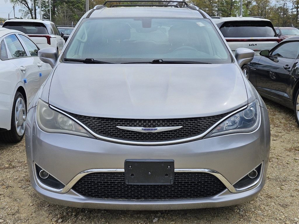 Used 2017 Chrysler Pacifica Touring-L Plus Van