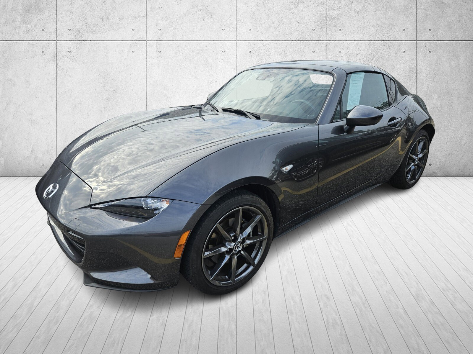 2017 Mazda MX-5 Miata Miata RF Grand Touring photo 3