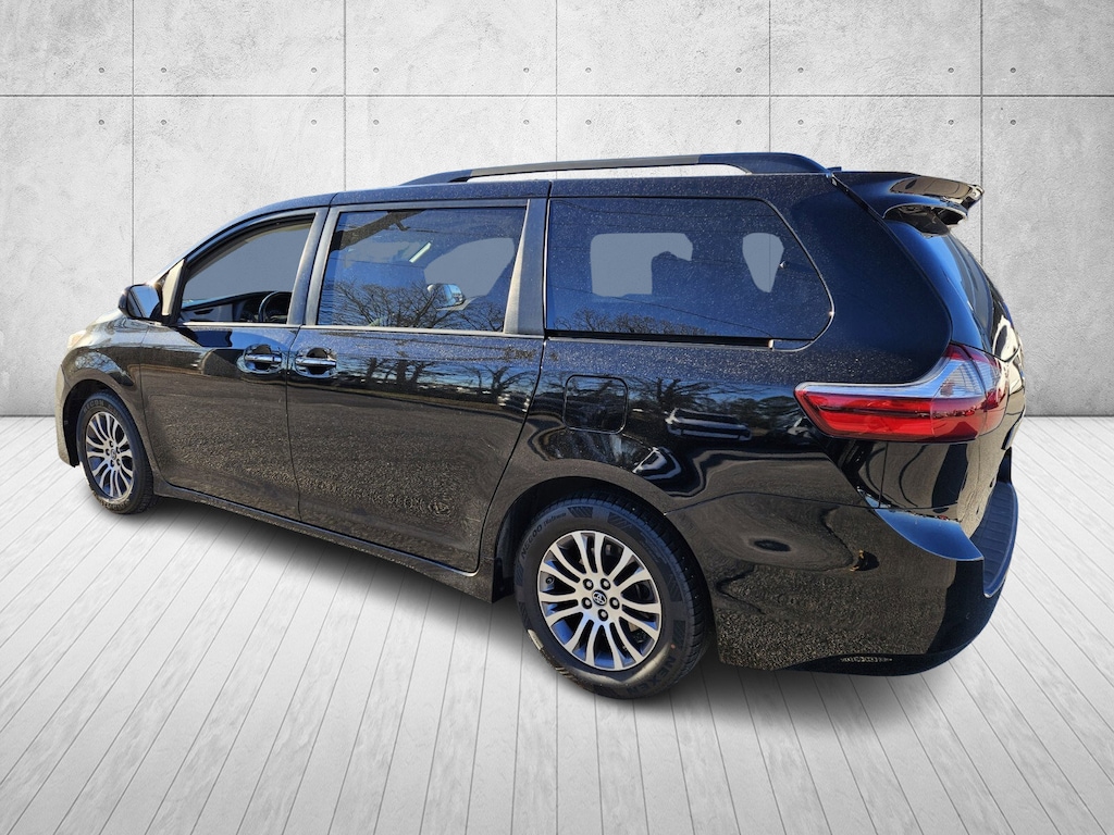 Used 2019 Toyota Sienna L 7 Passenger Van
