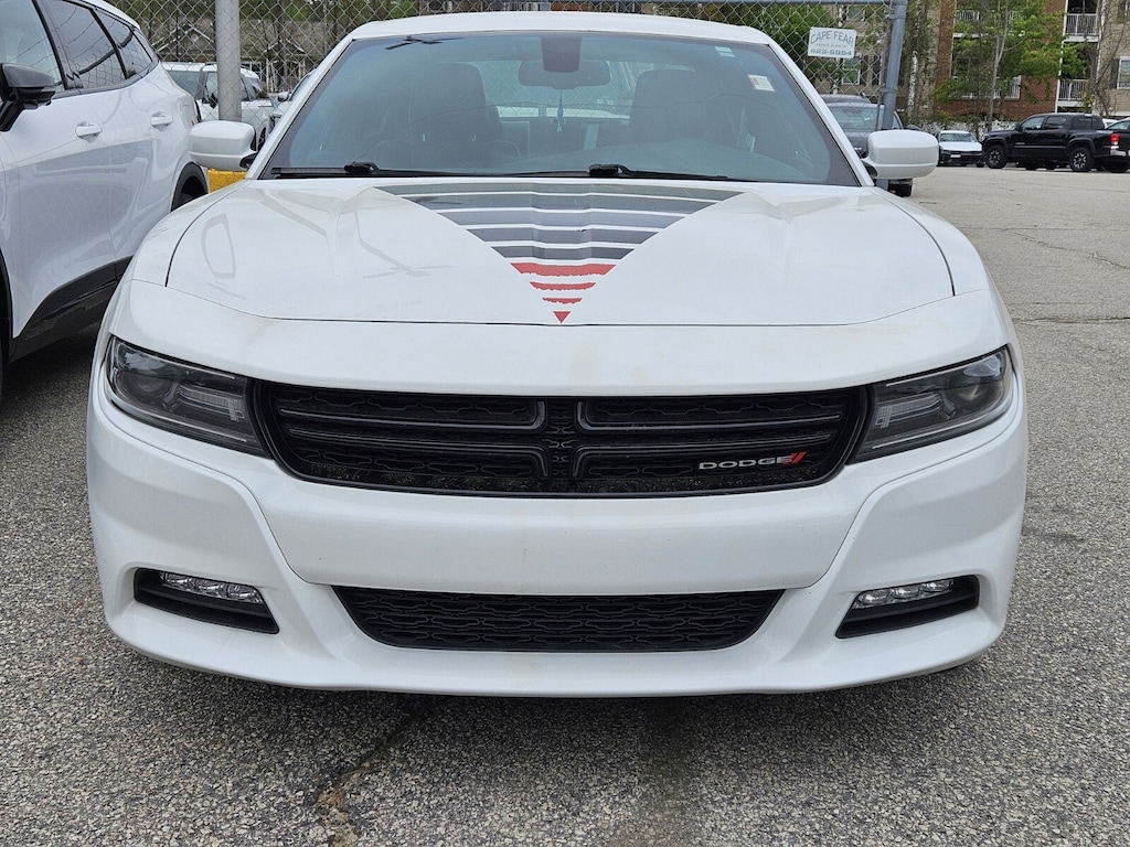 Used 2015 Dodge Charger SXT Sedan