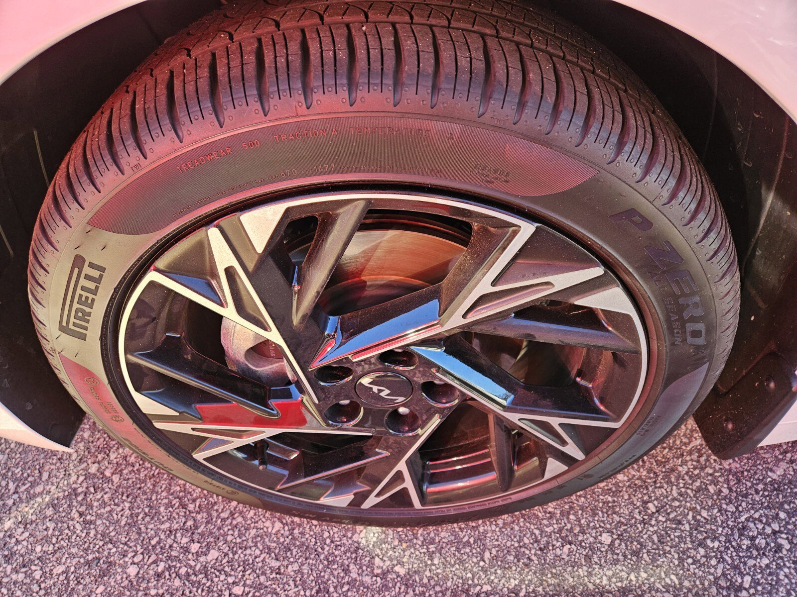 2025 Kia K5 GT-Line photo 4