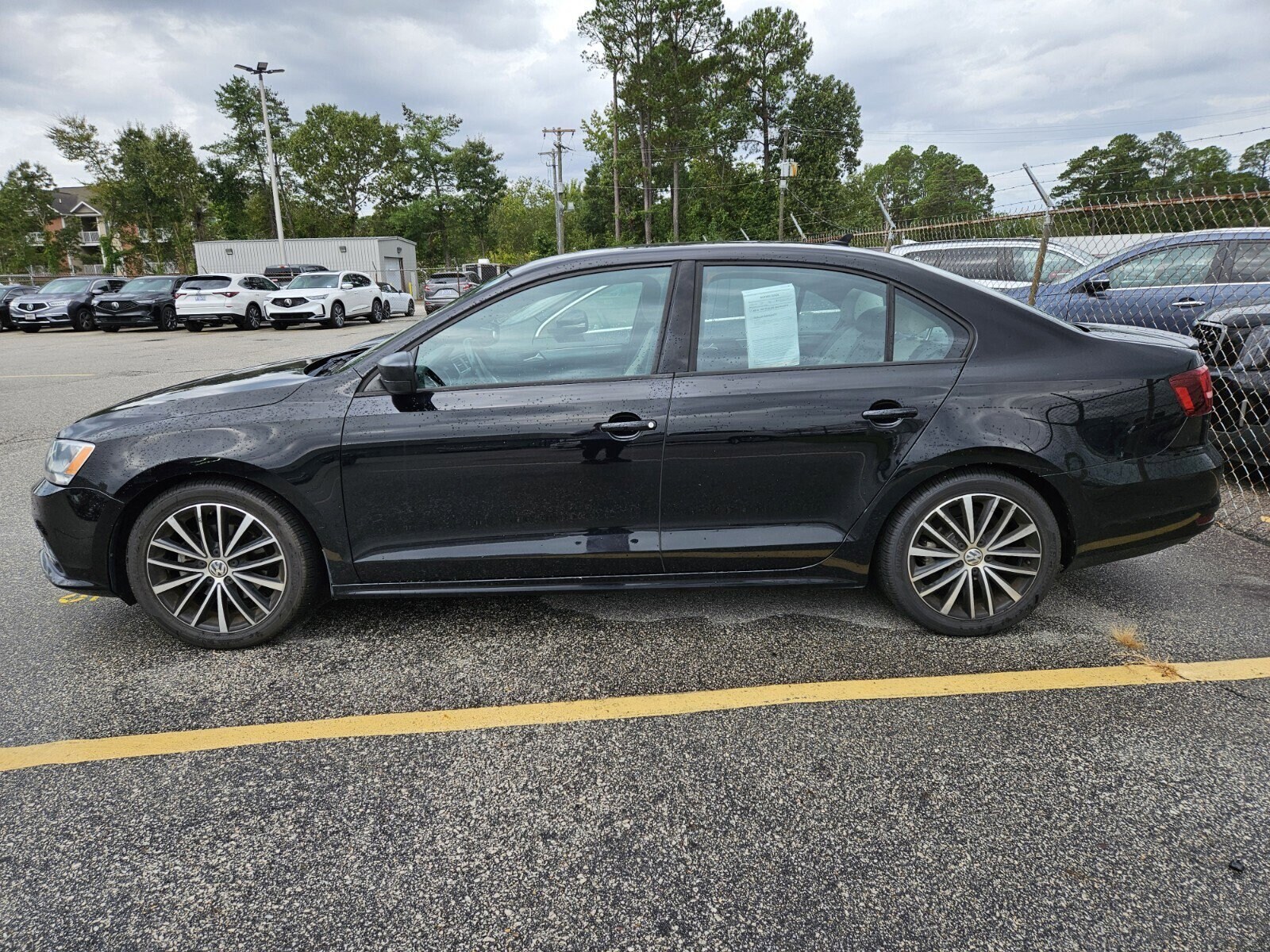 2016 Volkswagen Jetta 1.8T Sport photo 4