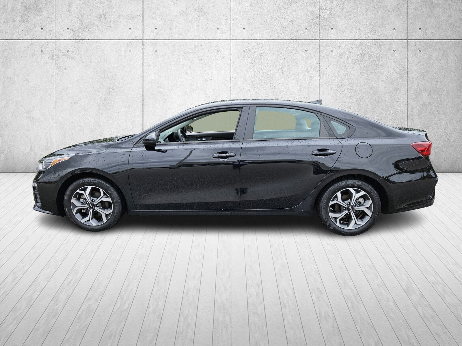 2021 Kia Forte LXS photo 4