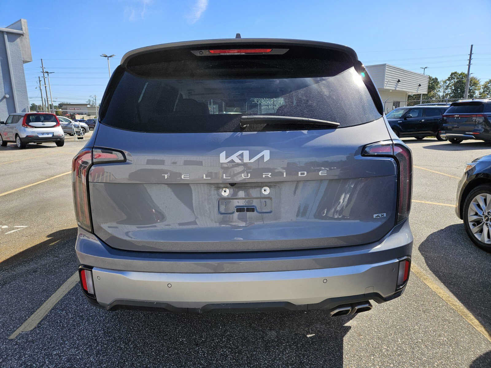 2023 Kia Telluride SX Prestige photo 3