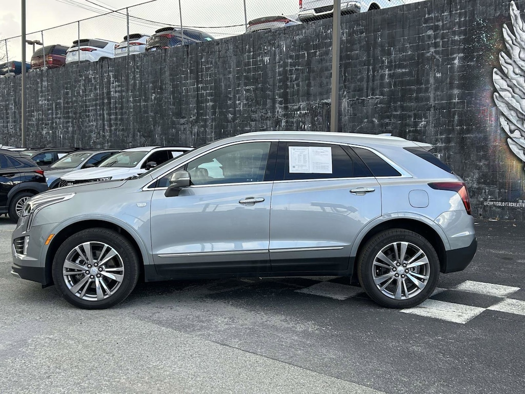 Used 2025 CADILLAC XT5 Premium Luxury SUV