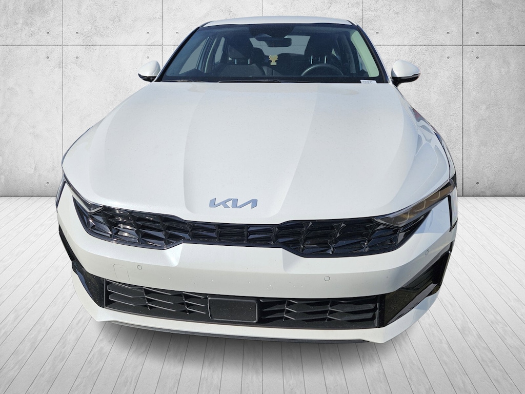 Used 2025 Kia