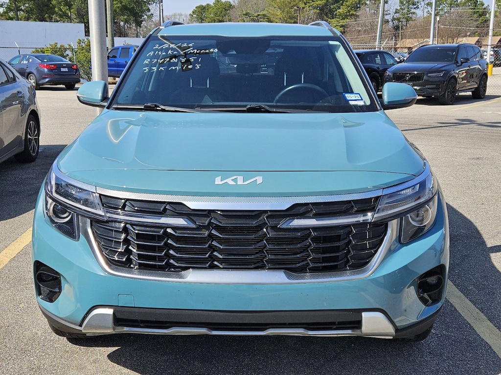 Used 2024 Kia Seltos EX SUV