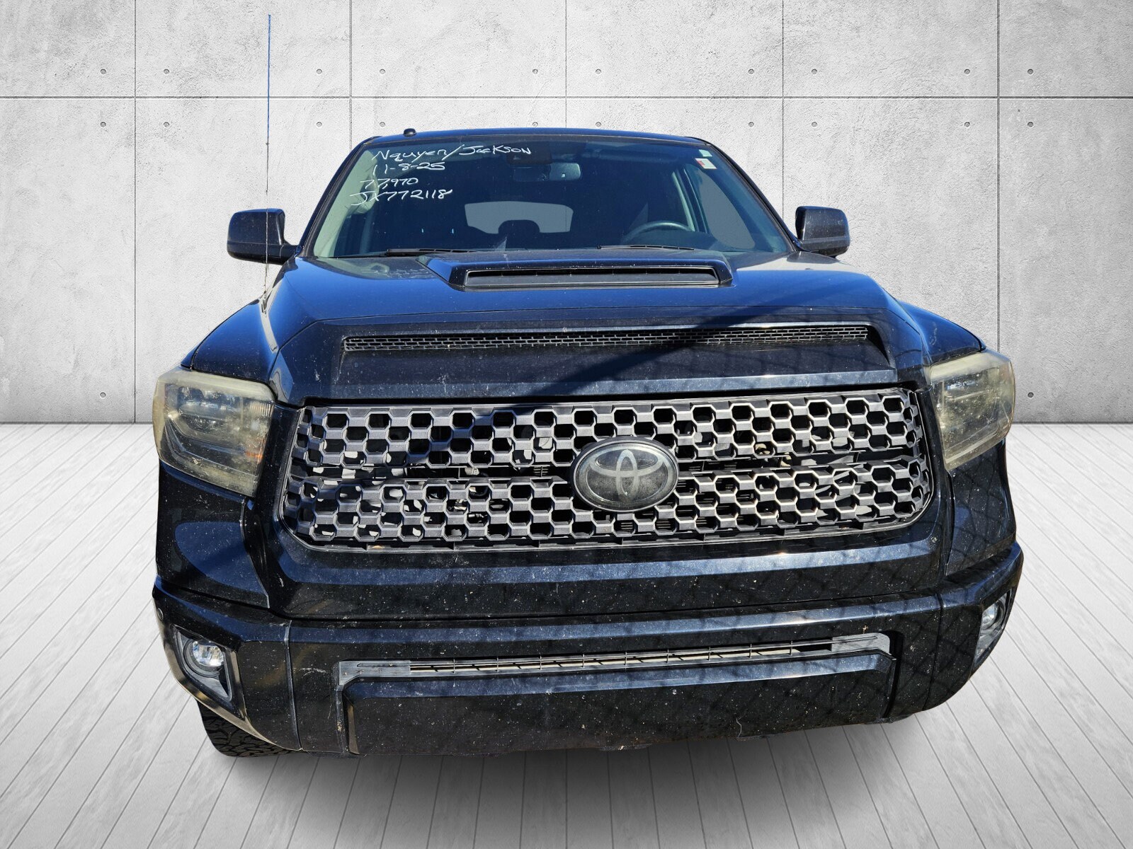 2018 Toyota Tundra SR5 CrewMax photo 2