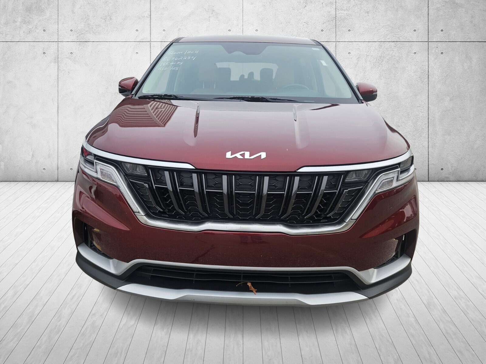 2024 Kia Carnival LX photo 2