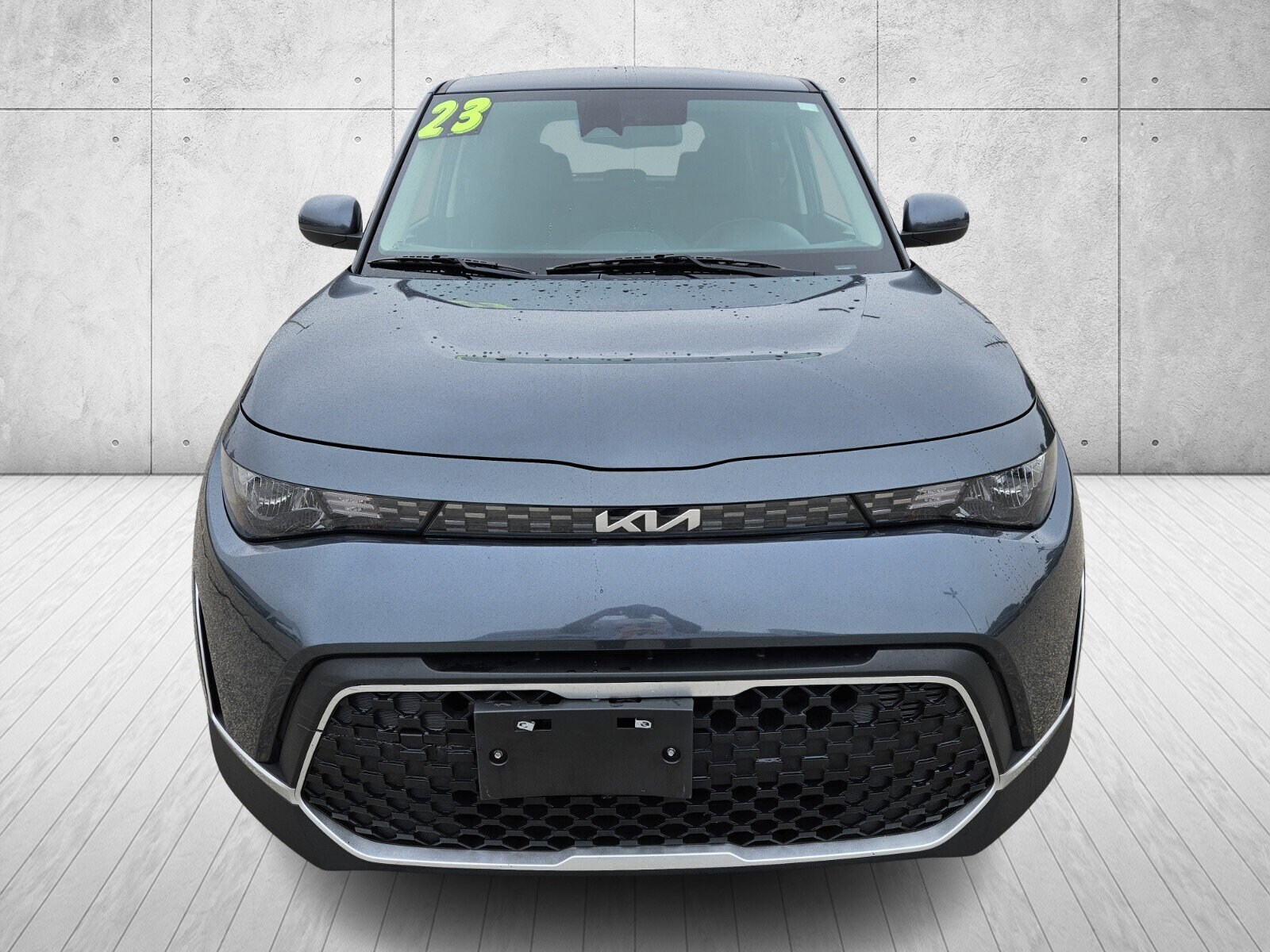2023 Kia Soul LX photo 2