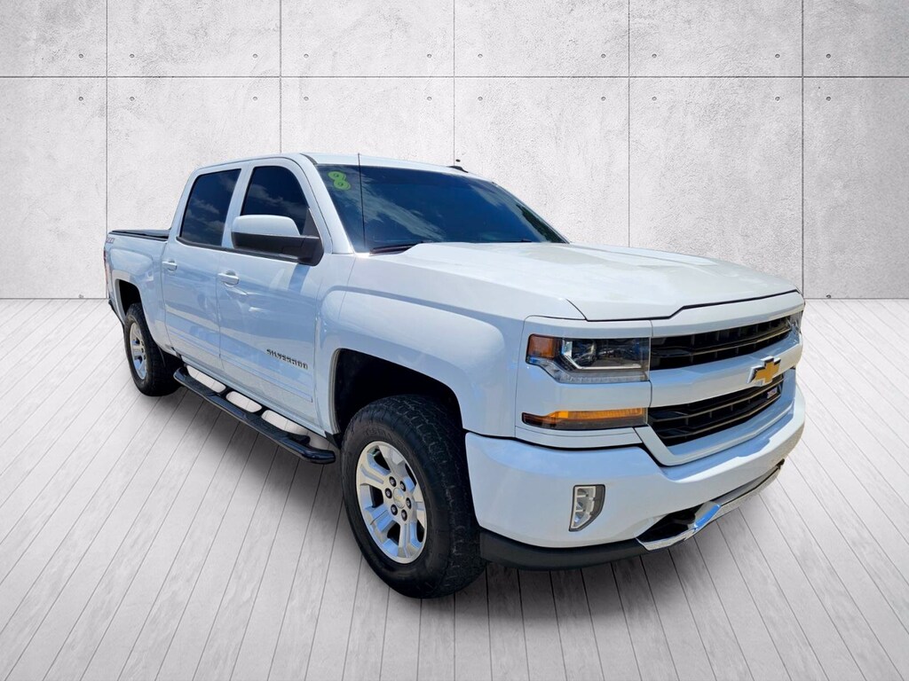 Used 2018 Chevrolet Silverado 1500 LT w/2LT Truck Crew Cab