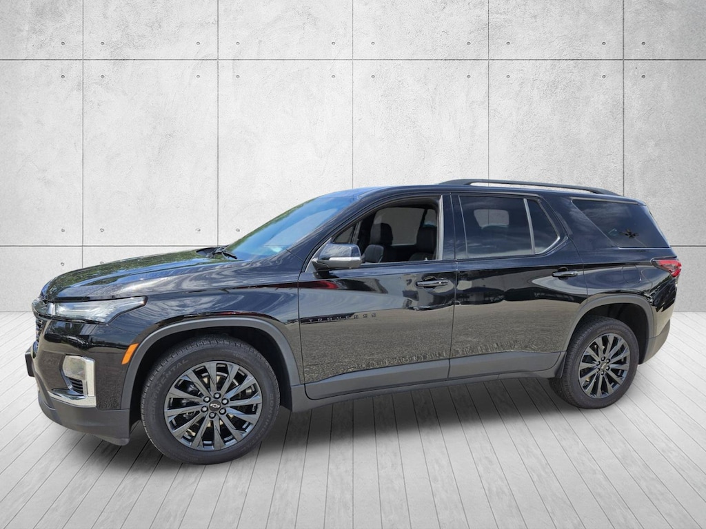 Used 2024 Chevrolet Traverse Limited RS SUV
