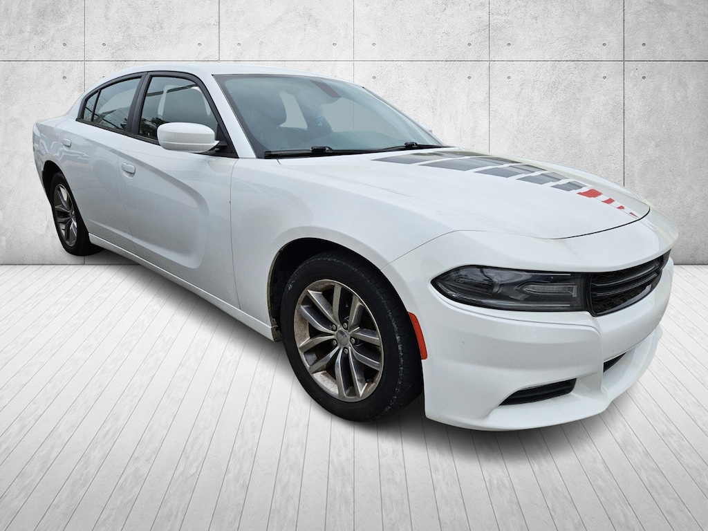 Used 2015 Dodge Charger SXT Sedan