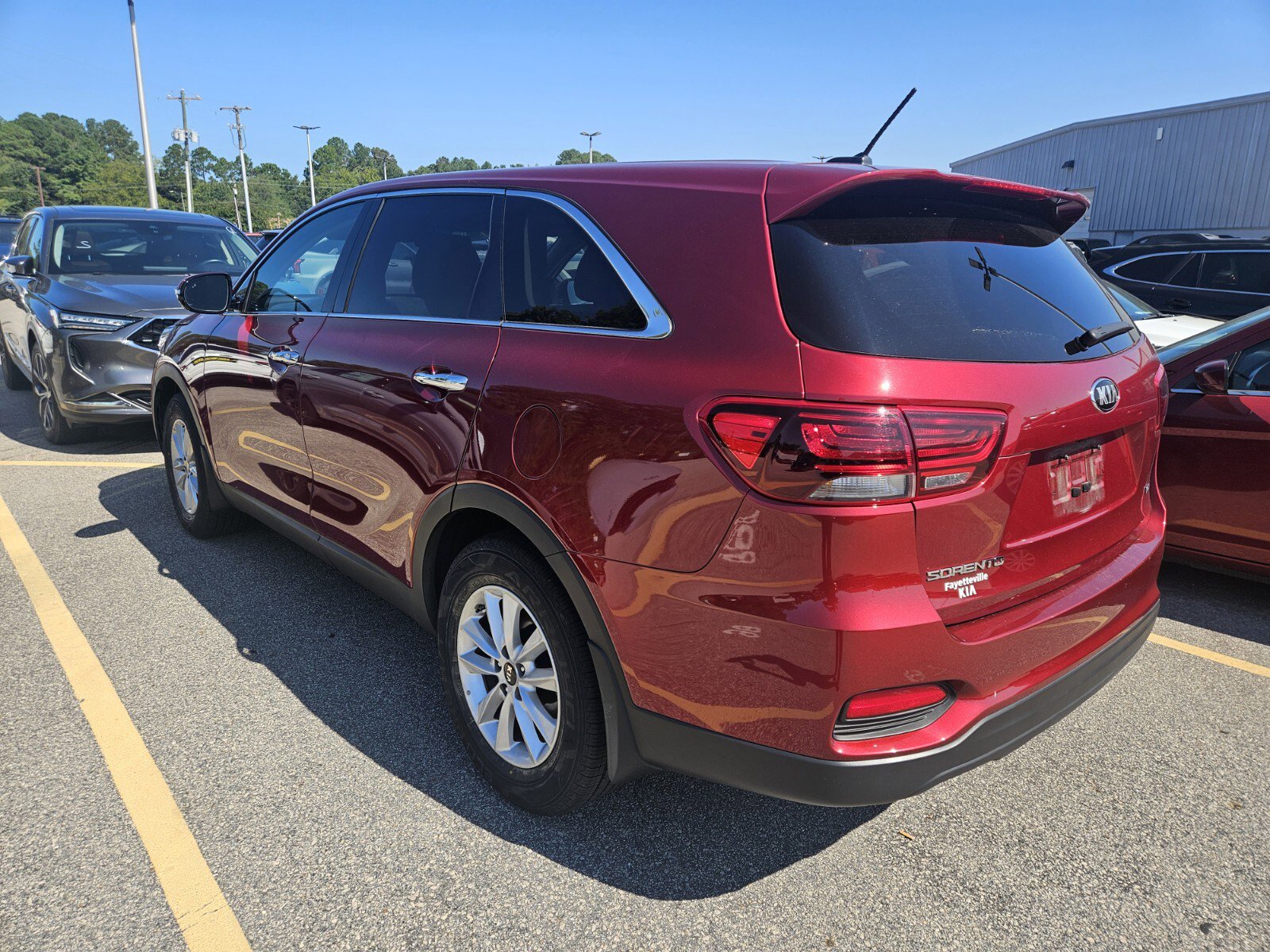2020 Kia Sorento LX photo 3