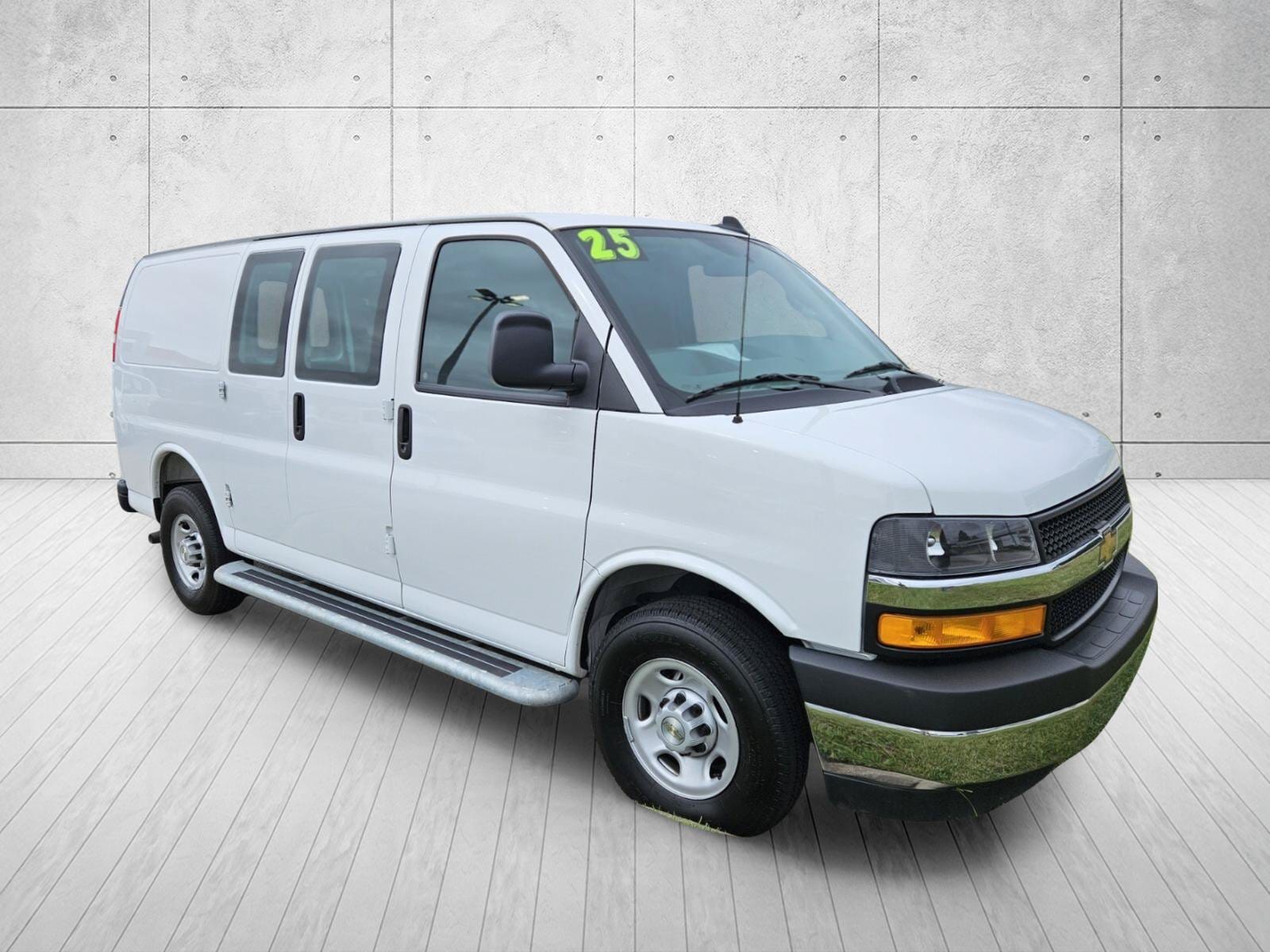 2025 Chevrolet Express Cargo