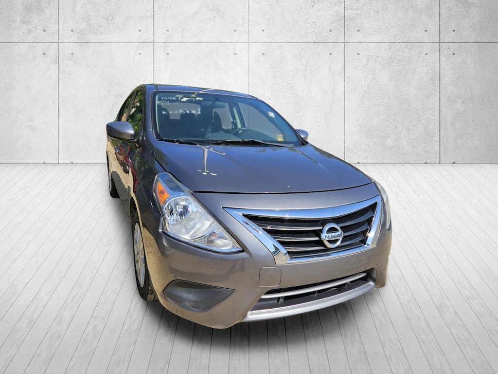 Used 2019 Nissan Versa 1.6 SV Sedan