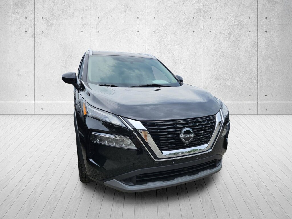 Used 2023 Nissan Rogue SV SUV