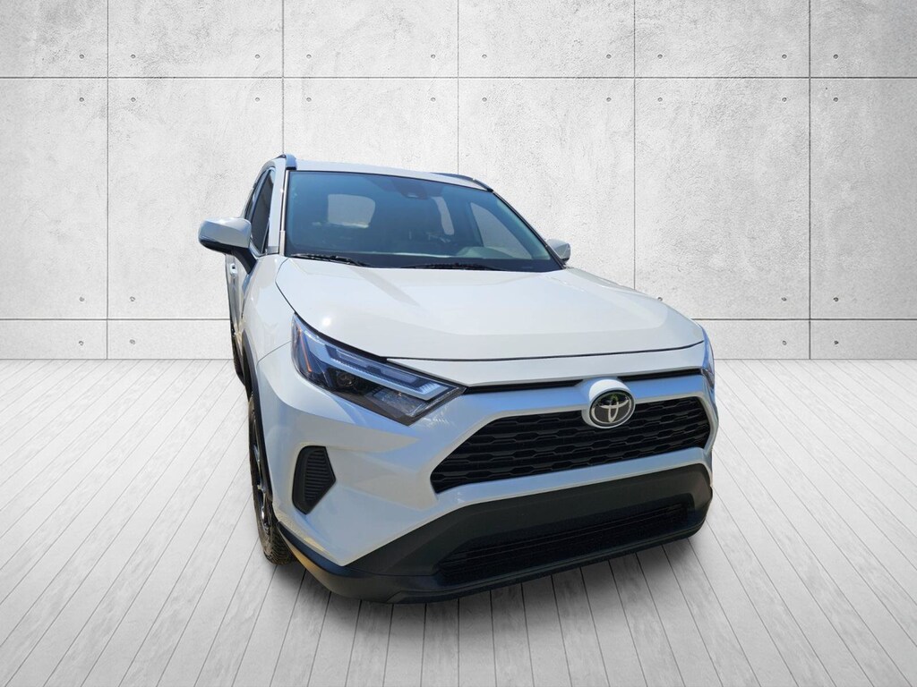 Used 2025 Toyota RAV4 XLE SUV