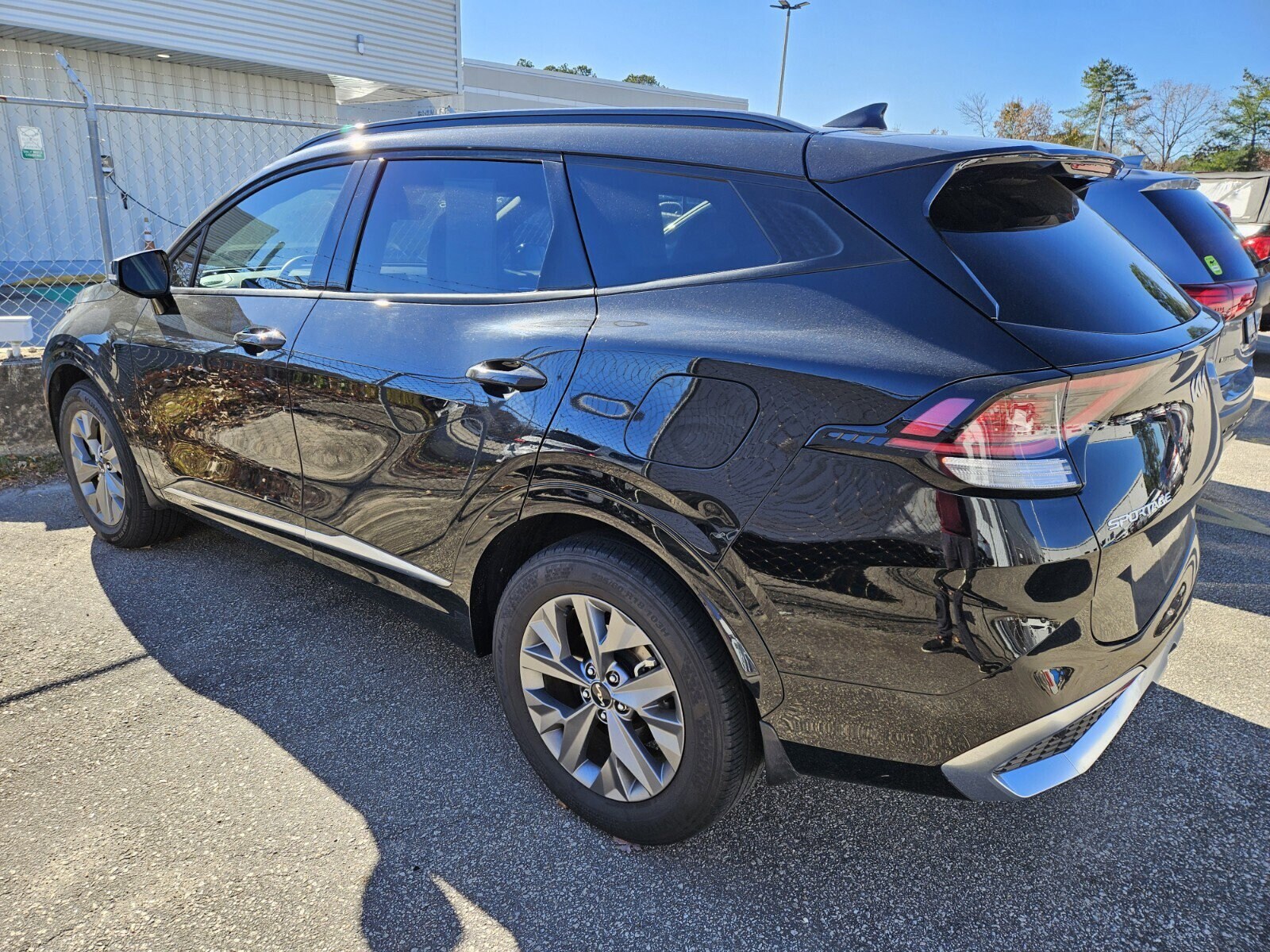 2023 Kia Sportage SX photo 4