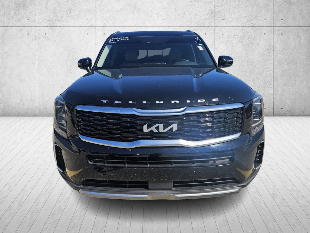 2022 Kia Telluride S photo 2
