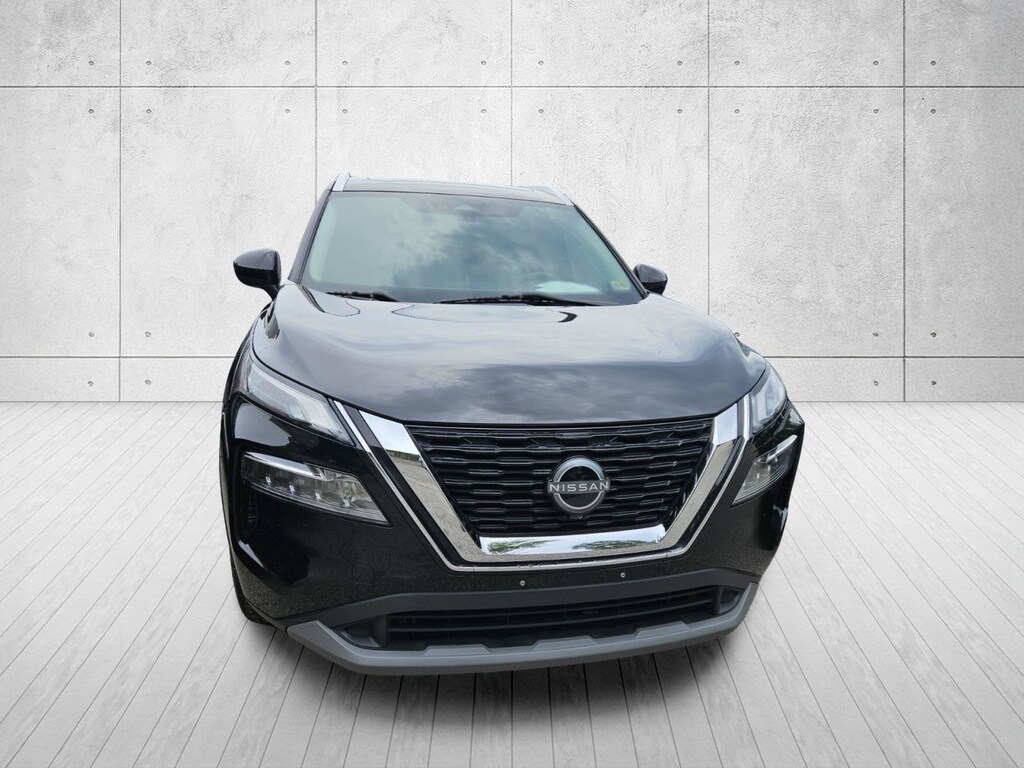 Used 2023 Nissan Rogue SV SUV