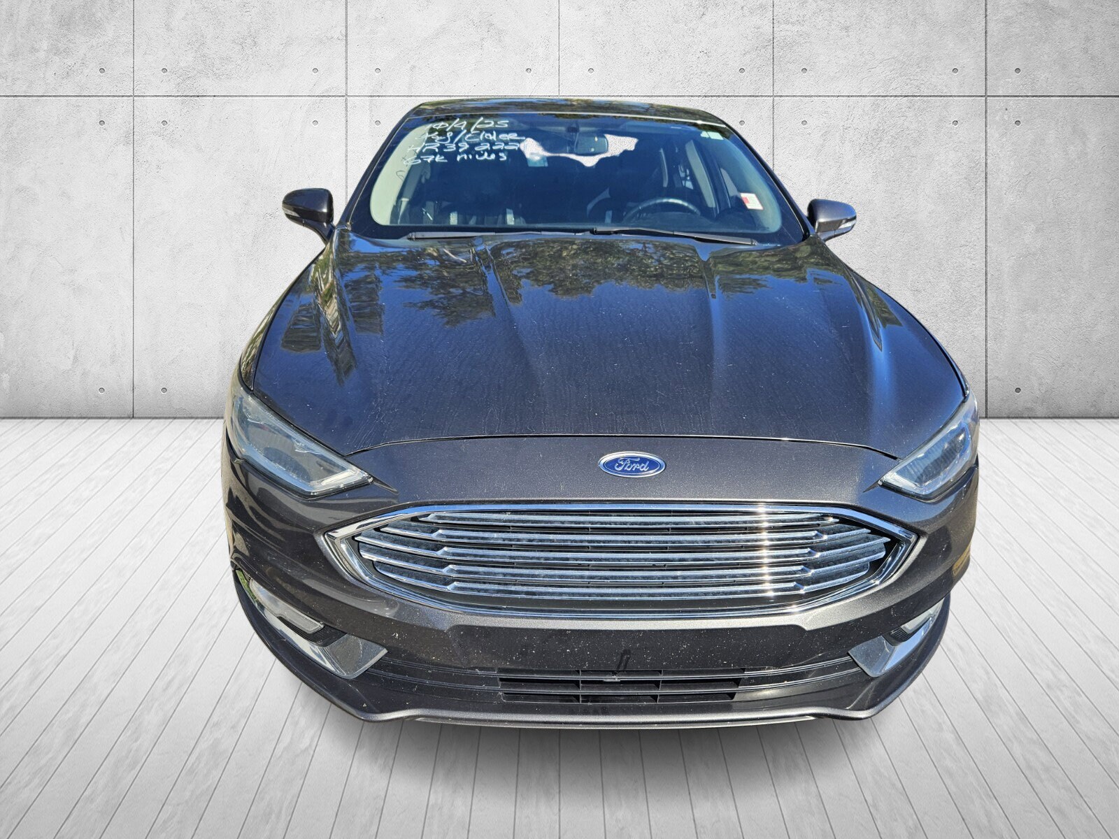 2017 Ford Fusion SE photo 2