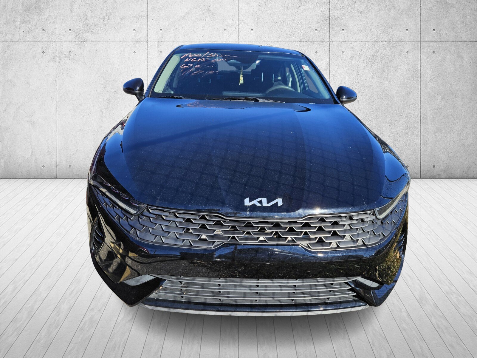 2022 Kia K5 LXS photo 2