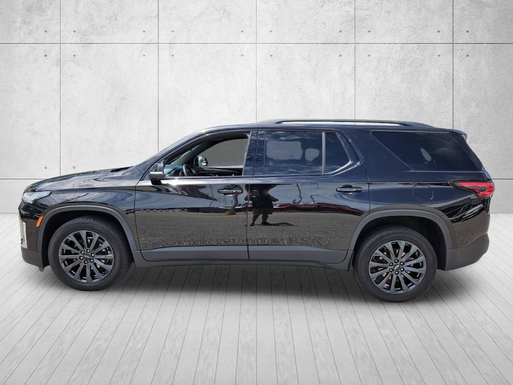 Used 2024 Chevrolet Traverse Limited RS SUV