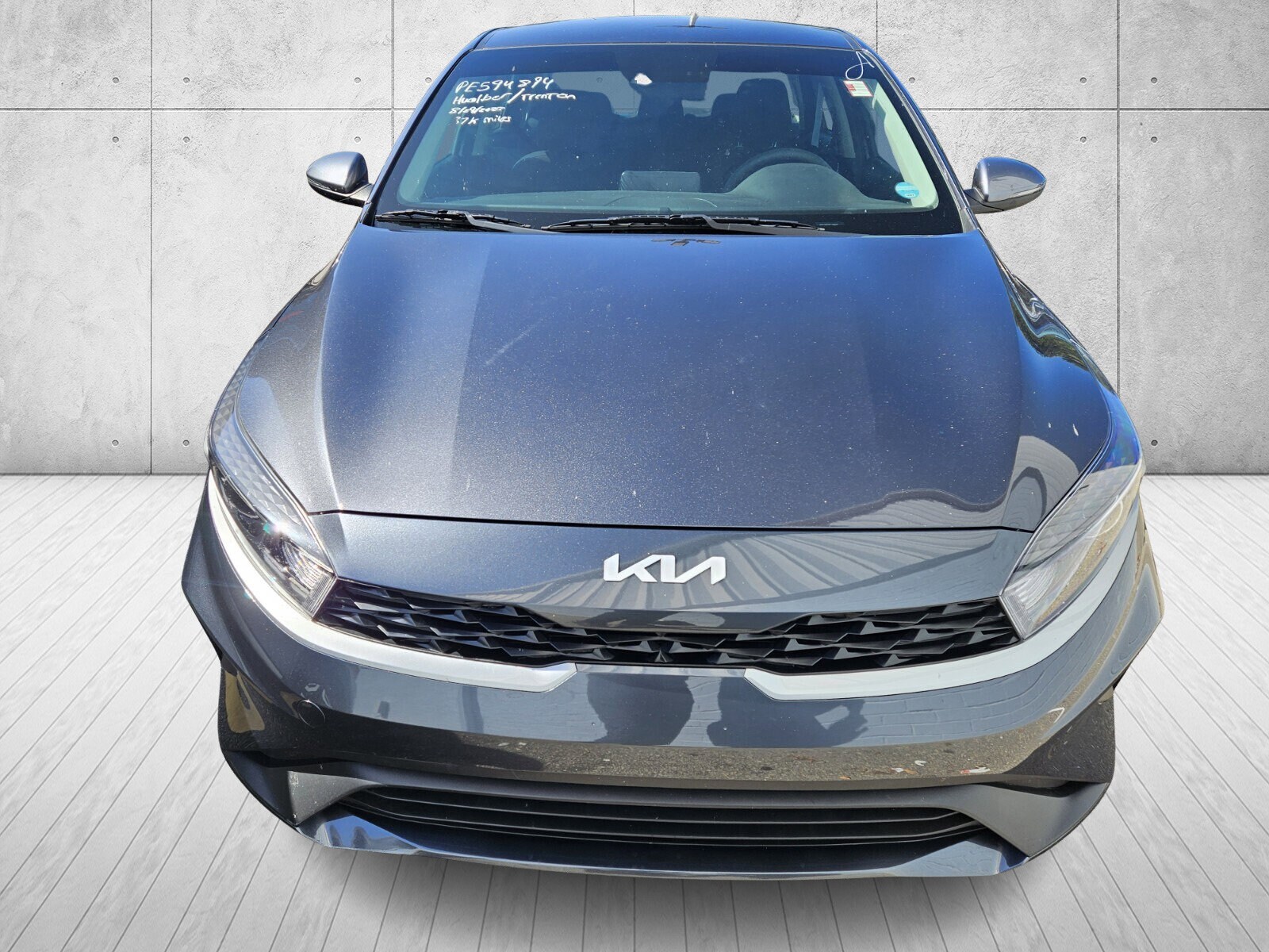 2023 Kia Forte LXS photo 2